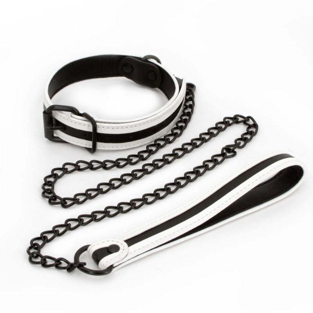 Green bondage collar & leash example photo.