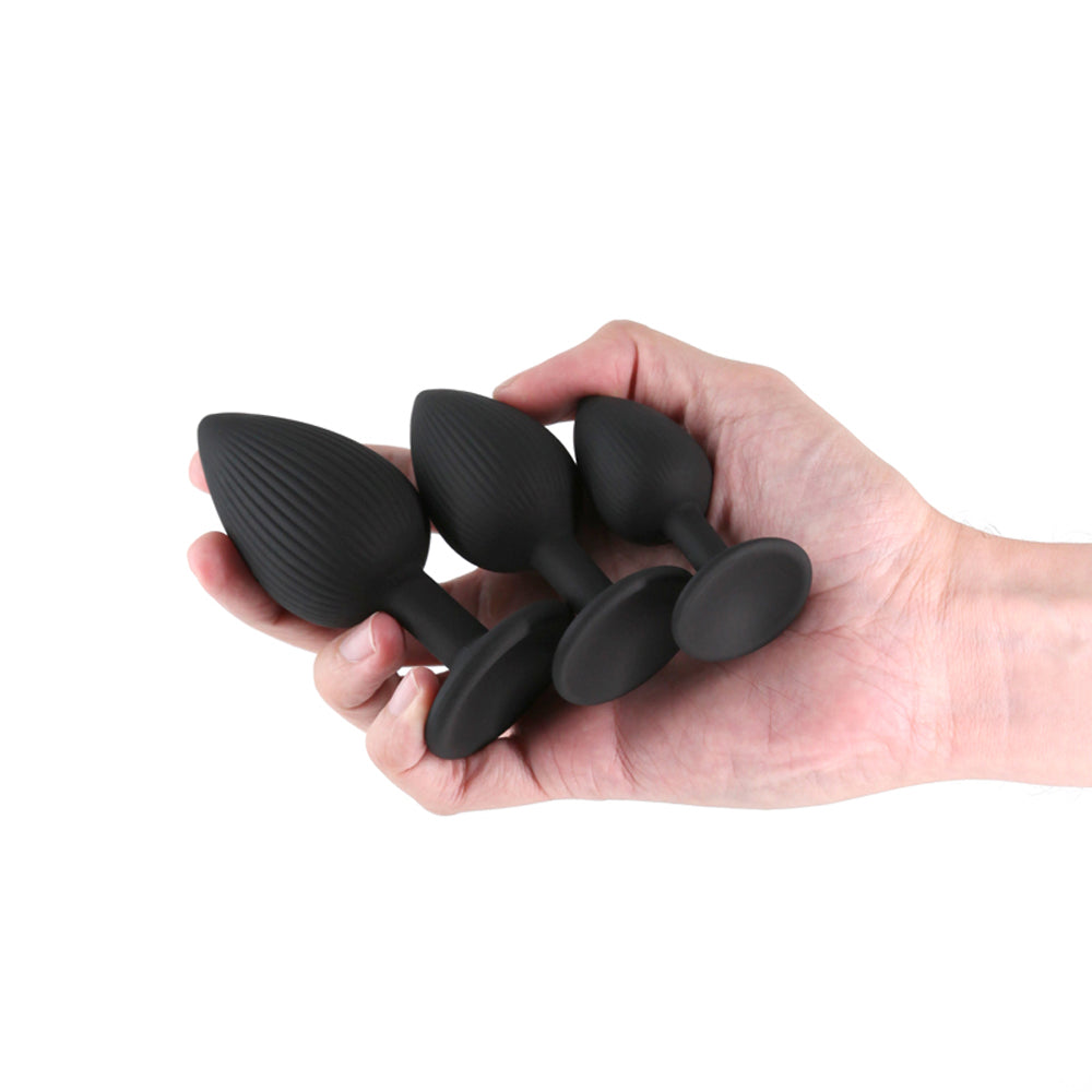 Triple ace 3 sizes black anal plug kit example photo.