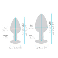 2 anal plugs with size charts