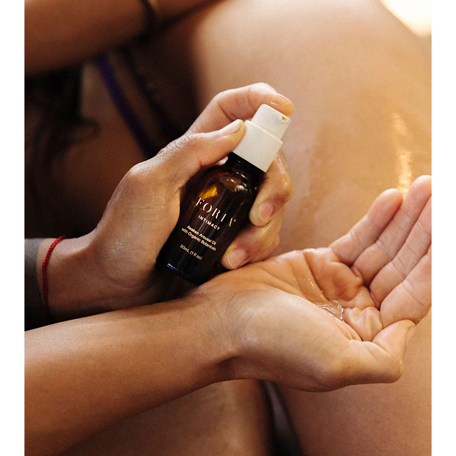FORIA Intimacy Awaken Arousal Oil with Organic Botanicals  30ml / 1oz