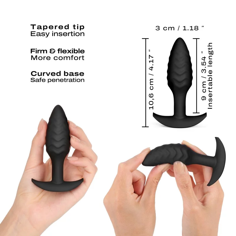 black anal plug showing flex & size