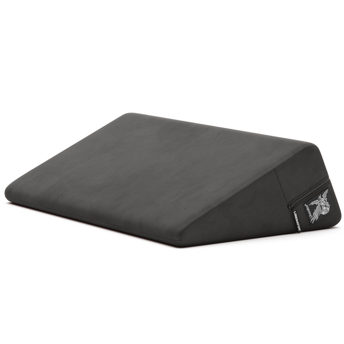 black wedge 
