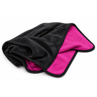 black and pink blanket