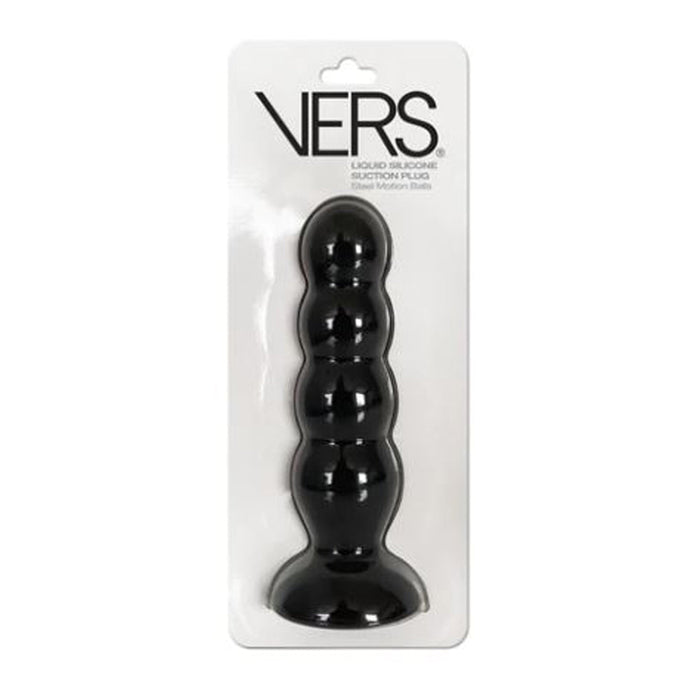 Black suction plug in Vers packaging on a white background